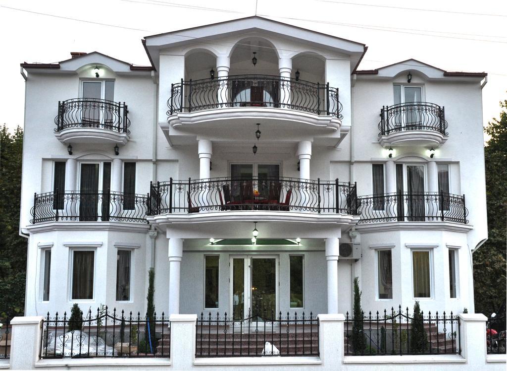 Villa Bella Boutique Hotel Кавадарци Экстерьер фото